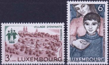 Luxemburg, 775-76 **